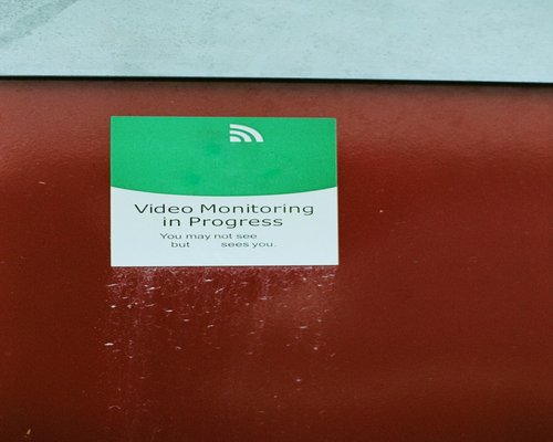 proper monitor viewing distance and posture